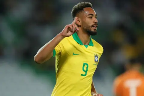 تقارير: كونيا يسخر من جماهير اليابان بعد فوز البرازيل في كأس العالم